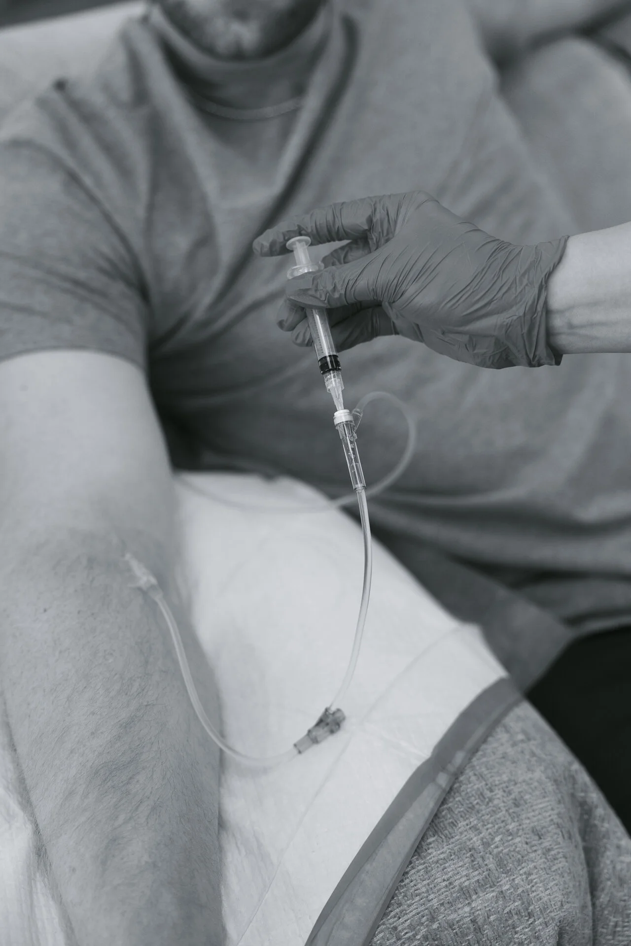 IV Revival registered nurse setting up IV therapy at Scottsdale residence