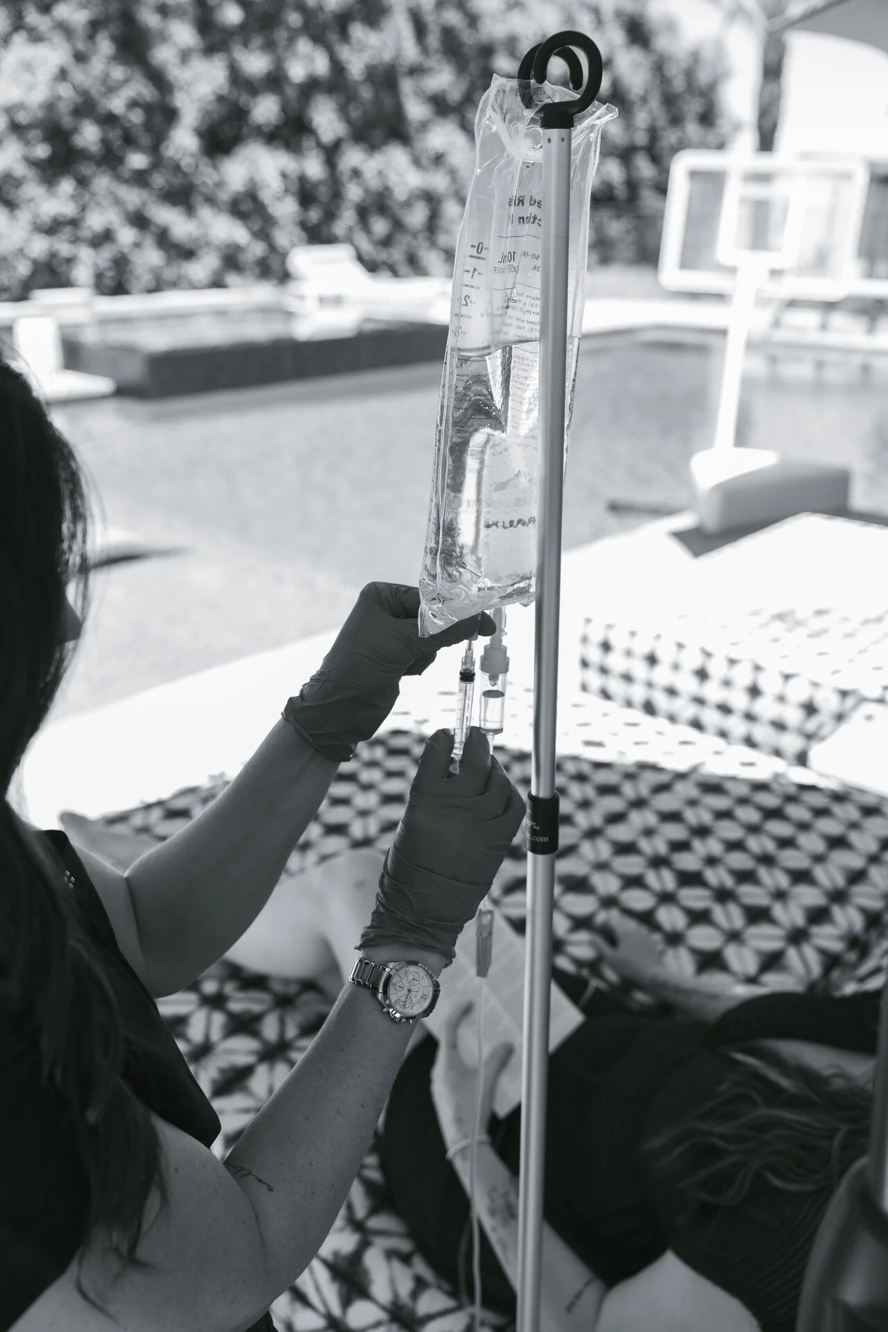 IV Revival nurse delivering wellness IV therapy package in Phoenix